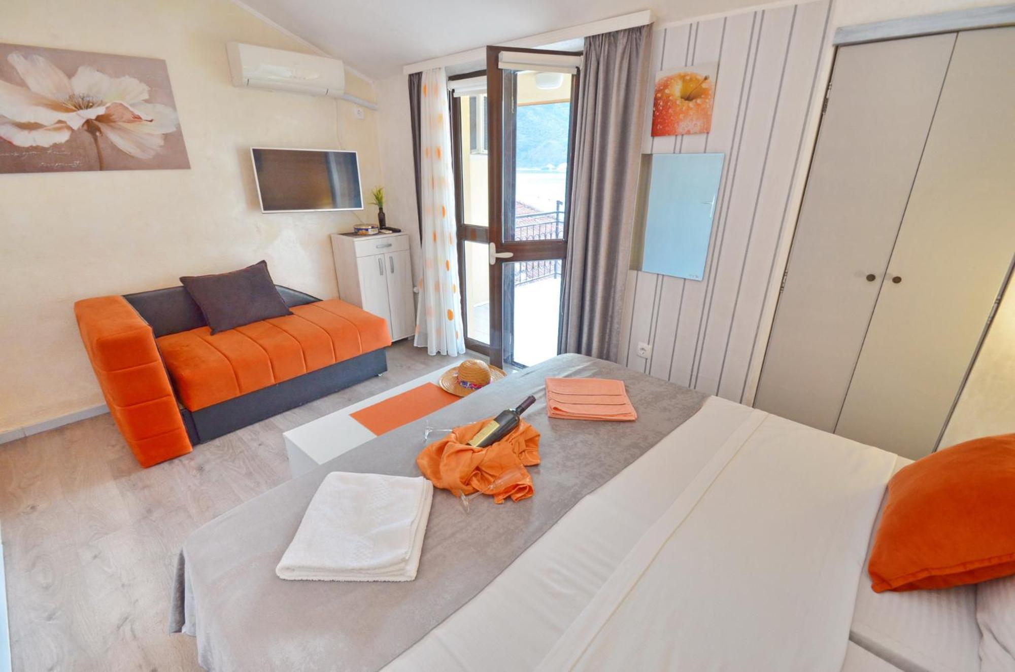 Apartment The Sea Coast Kotor Eksteriør bilde