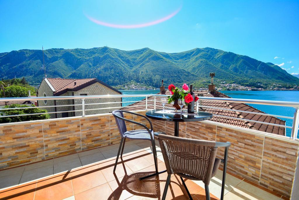 Apartment The Sea Coast Kotor Eksteriør bilde