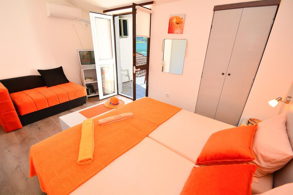 Apartment The Sea Coast Kotor Eksteriør bilde