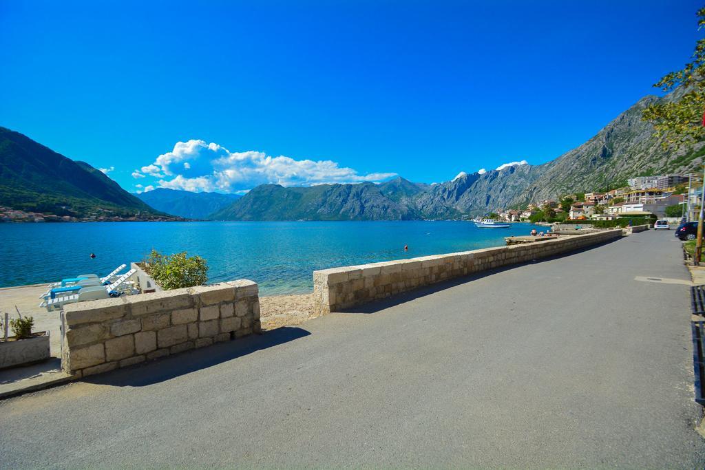 Apartment The Sea Coast Kotor Eksteriør bilde