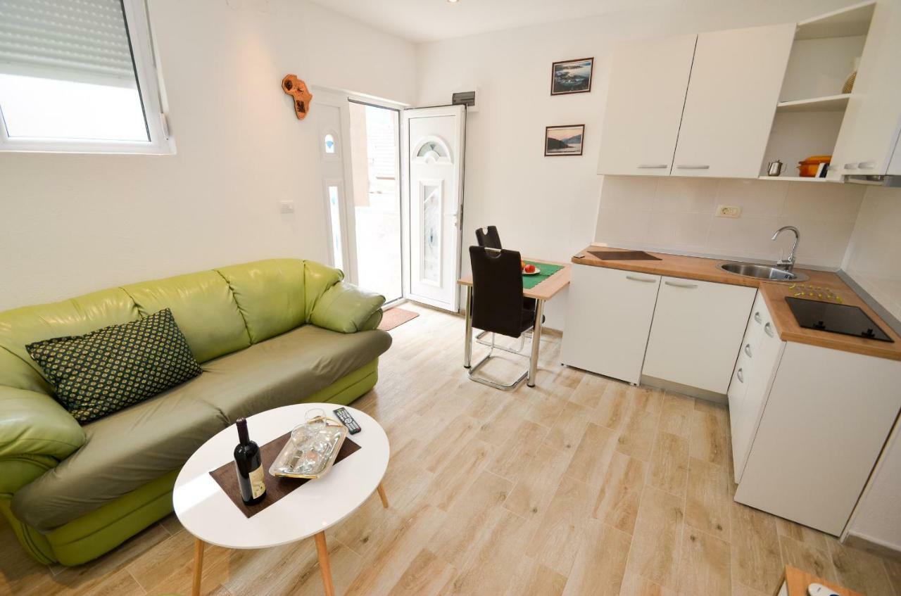 Apartment The Sea Coast Kotor Eksteriør bilde