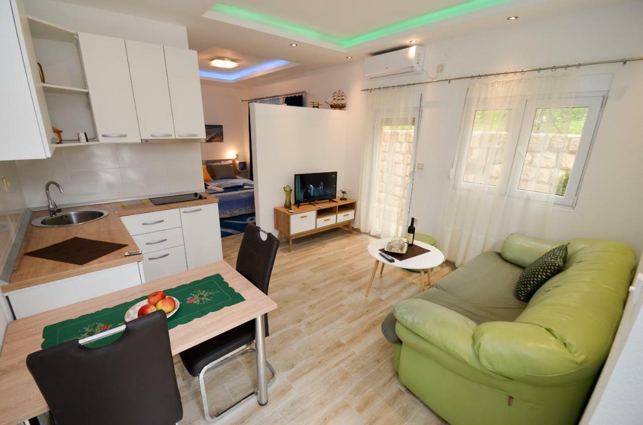 Apartment The Sea Coast Kotor Eksteriør bilde